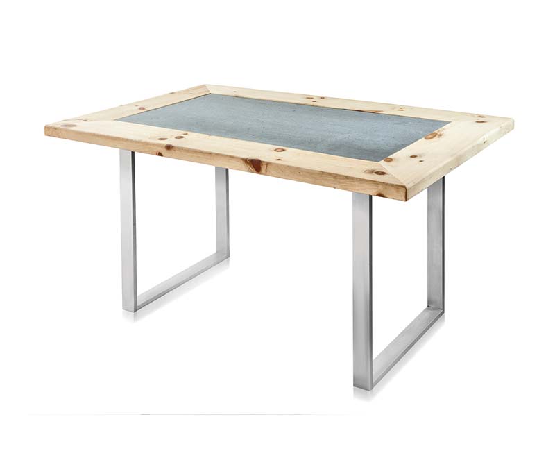 Tisch mit Steinplatte